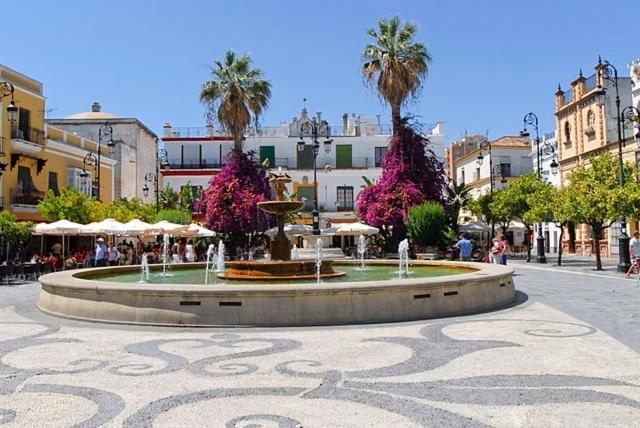 Apartamento Convento de la Victoria junto al Cabildo con parking privado y wifi Sanlúcar de Barrameda Exterior foto